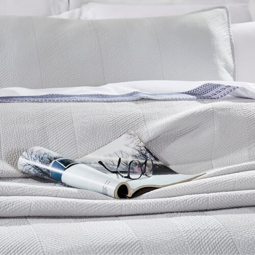 ATHENA COVERLET SPLASH (4)