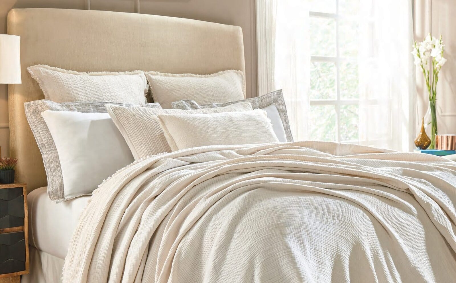 The Quiet Luxury Of Neutral Bedrooms – Orchids Lux Home