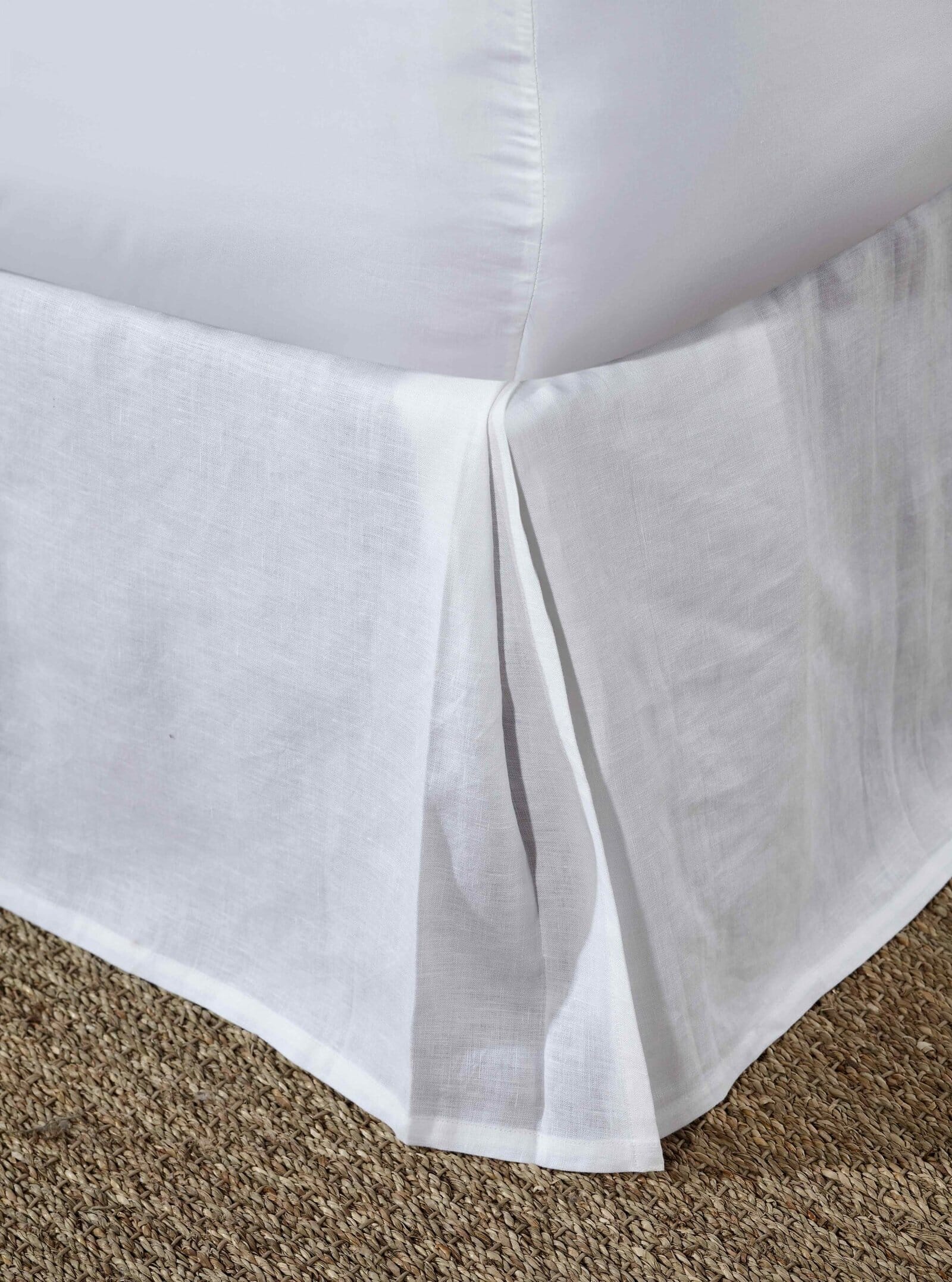 Zurich European Linen Box Pleat Bed Skirt