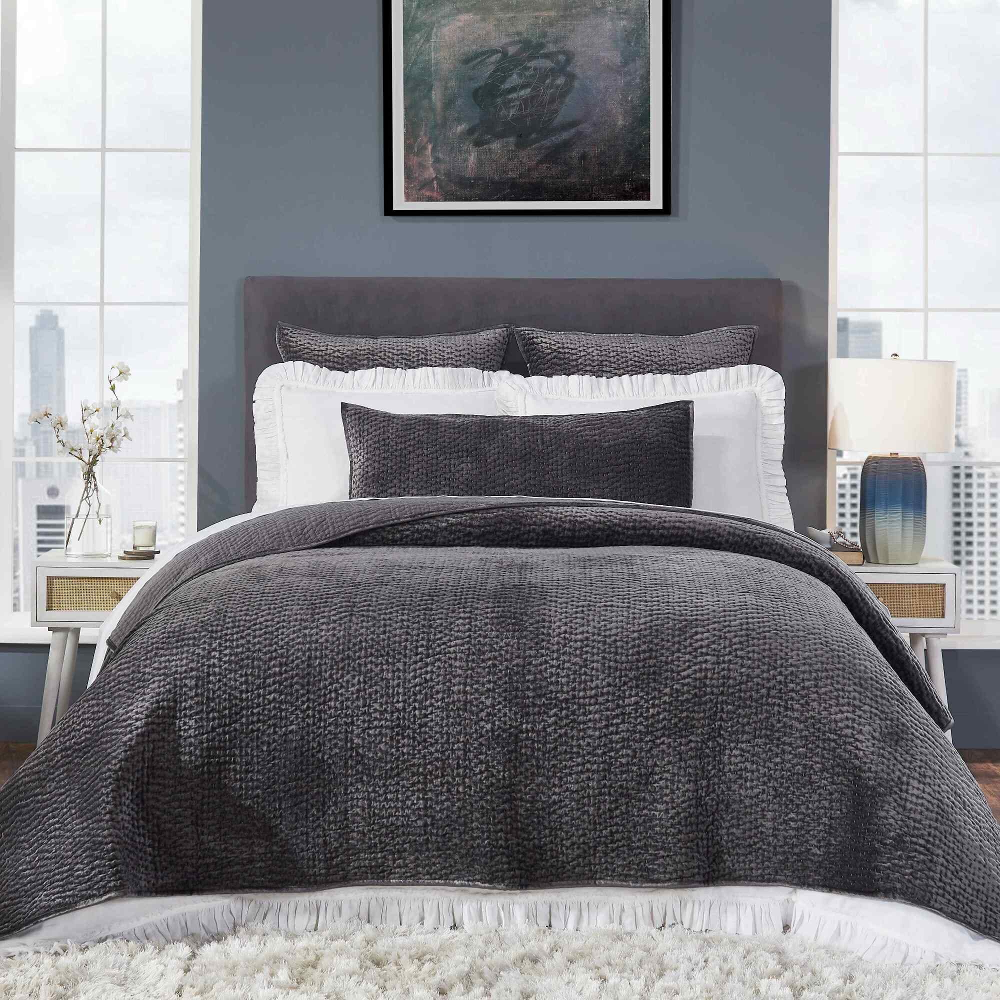 Laguna Pick Stitch Velvet Coverlet