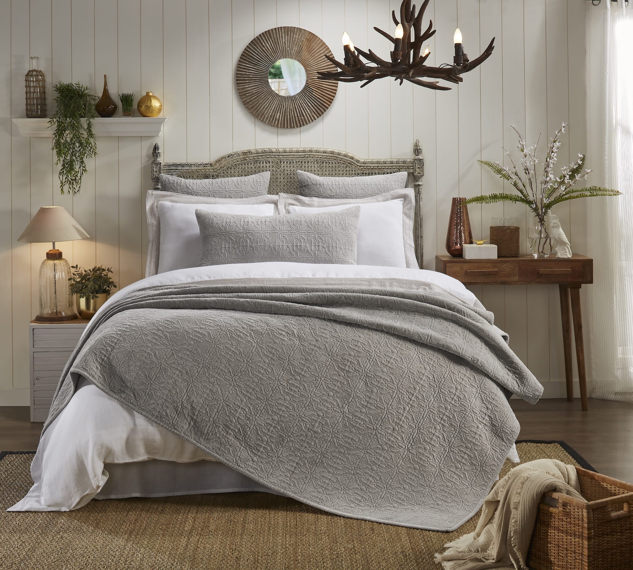 Duke Geometric Cotton Velvet Quilt - Clearance
