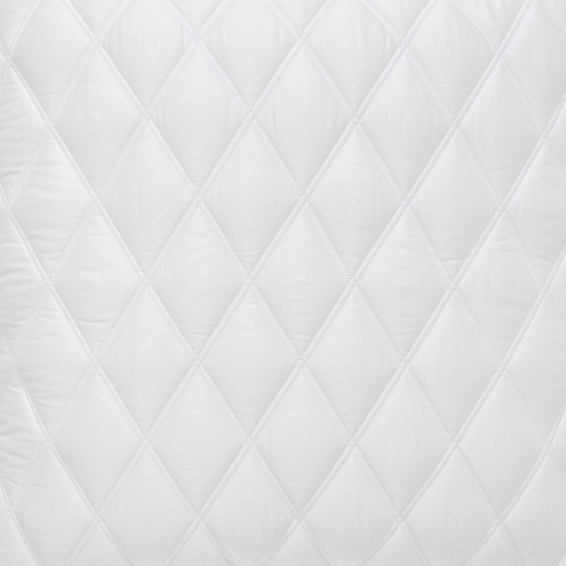 Avalon Lyocell Diamond Quilted Coverlet Swatch